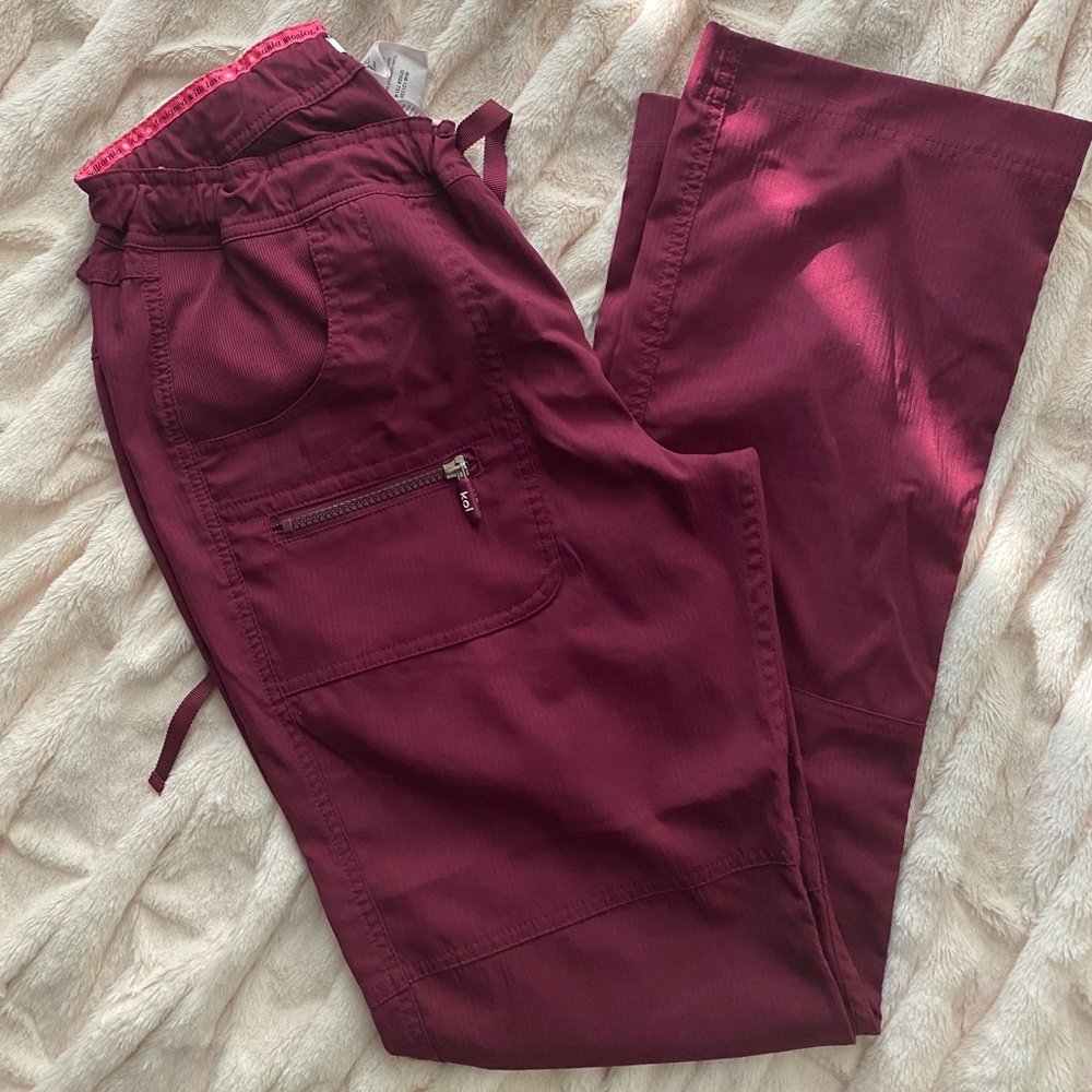 Koi Lite Peace 6 pocket drawstring pants/scrubs